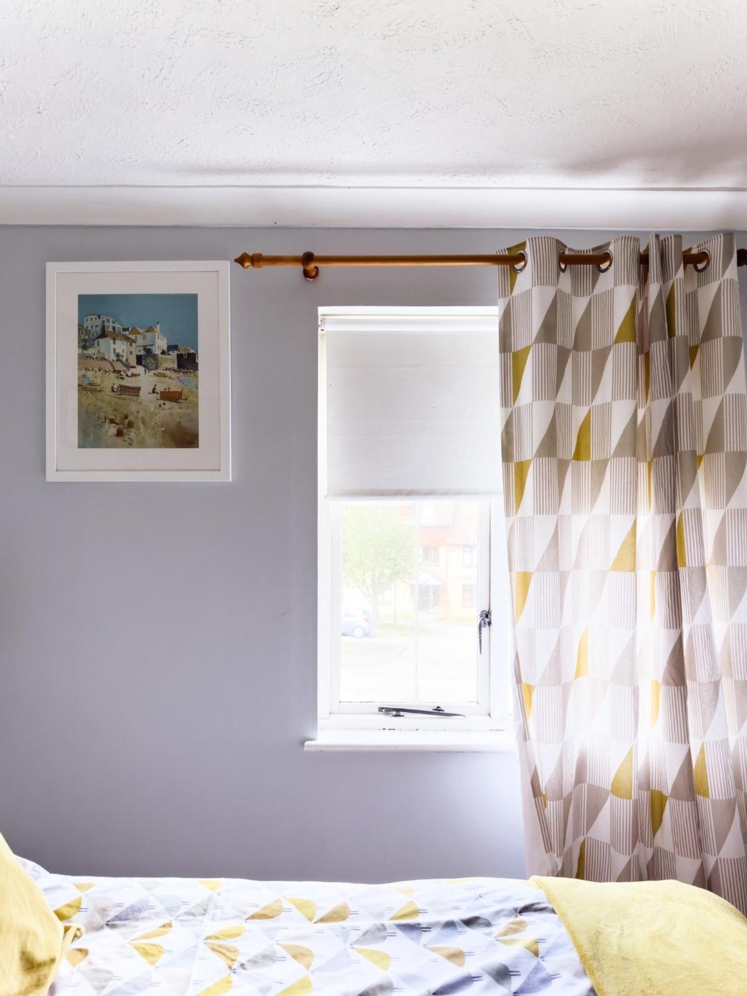 Beautiful Apartment In Guildford With Parking Send Esterno foto